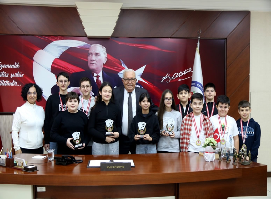 Briç Sporcularından Başkan Posbıyık’a Ziyaret