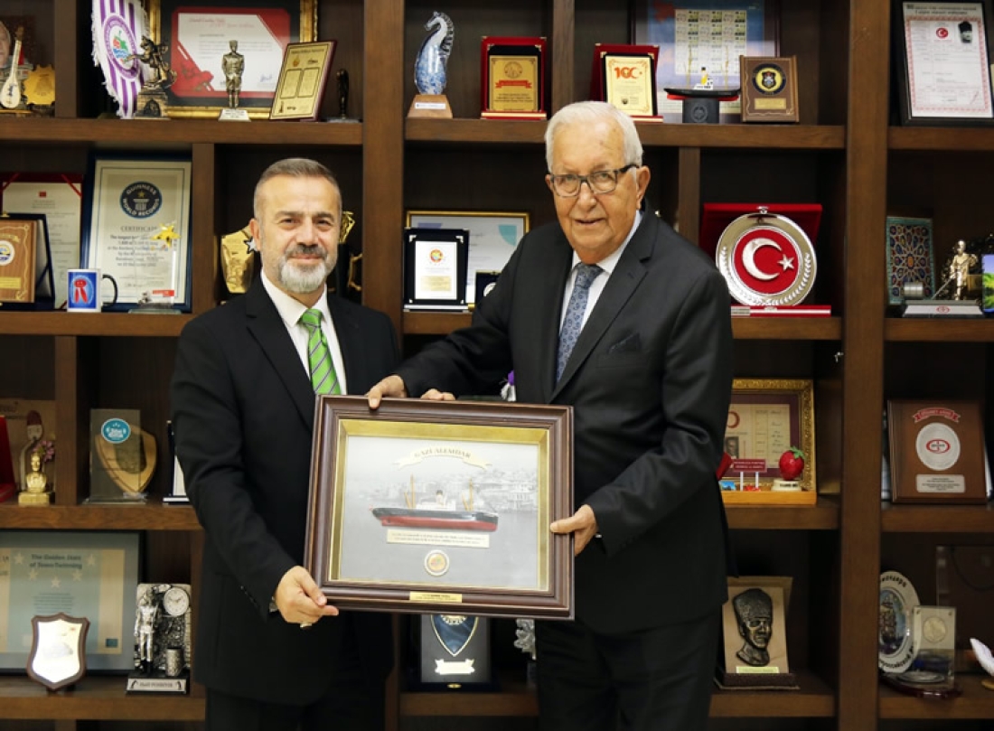 Erdemir Genel Müdürü Şaban Yazıcı, Başkan Halil Posbıyık’ı Ziyaret Etti