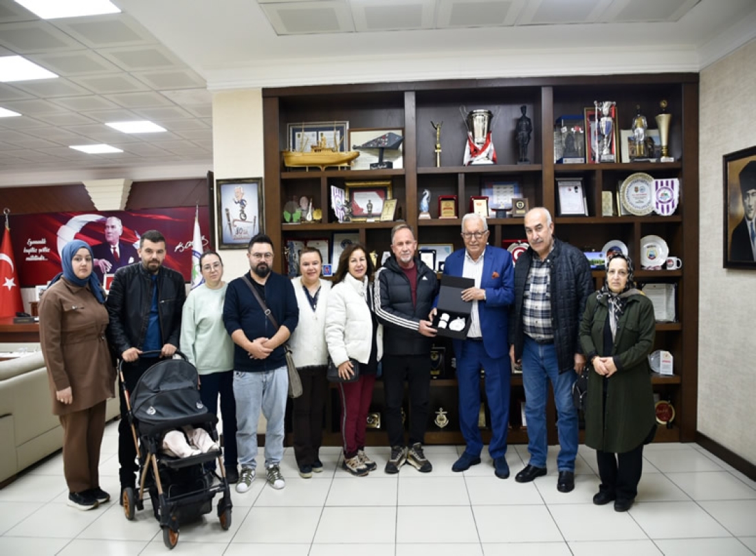 Kafkametler Gemisi Mürettebatının Aileleri, Başkan Posbıyık’a Anıt İçin Teşekkür Etti