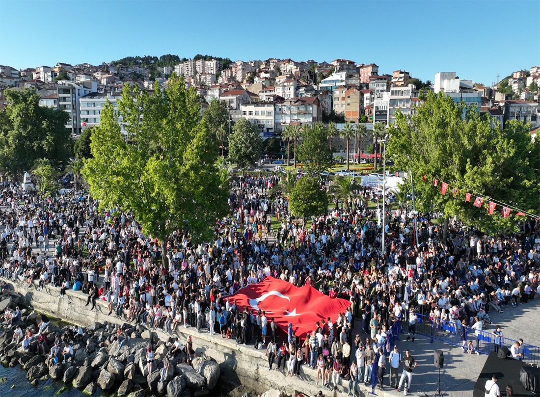 Karadeniz Ereğli, 13 yıl sonra yeniden SOLOTÜRK heyecanını yaşadı!