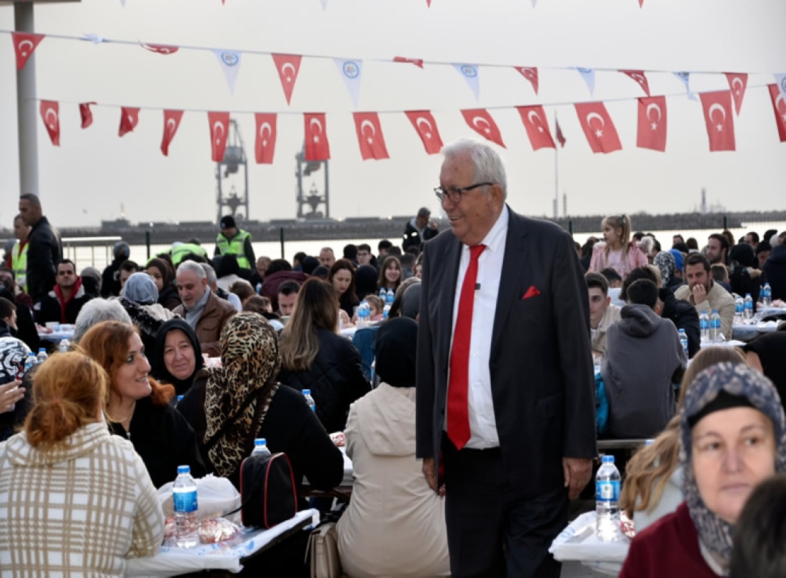 Kdz. Ereğli Belediyesi’nin İftar Sofrası, Birlik Beraberlik Masası Oldu