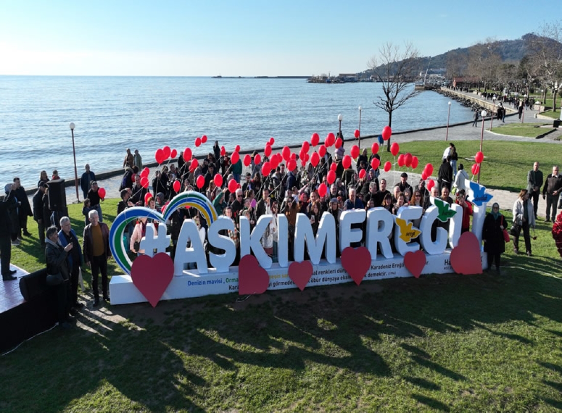 Kdz. Ereğli, Sevgiyi Paylaştı