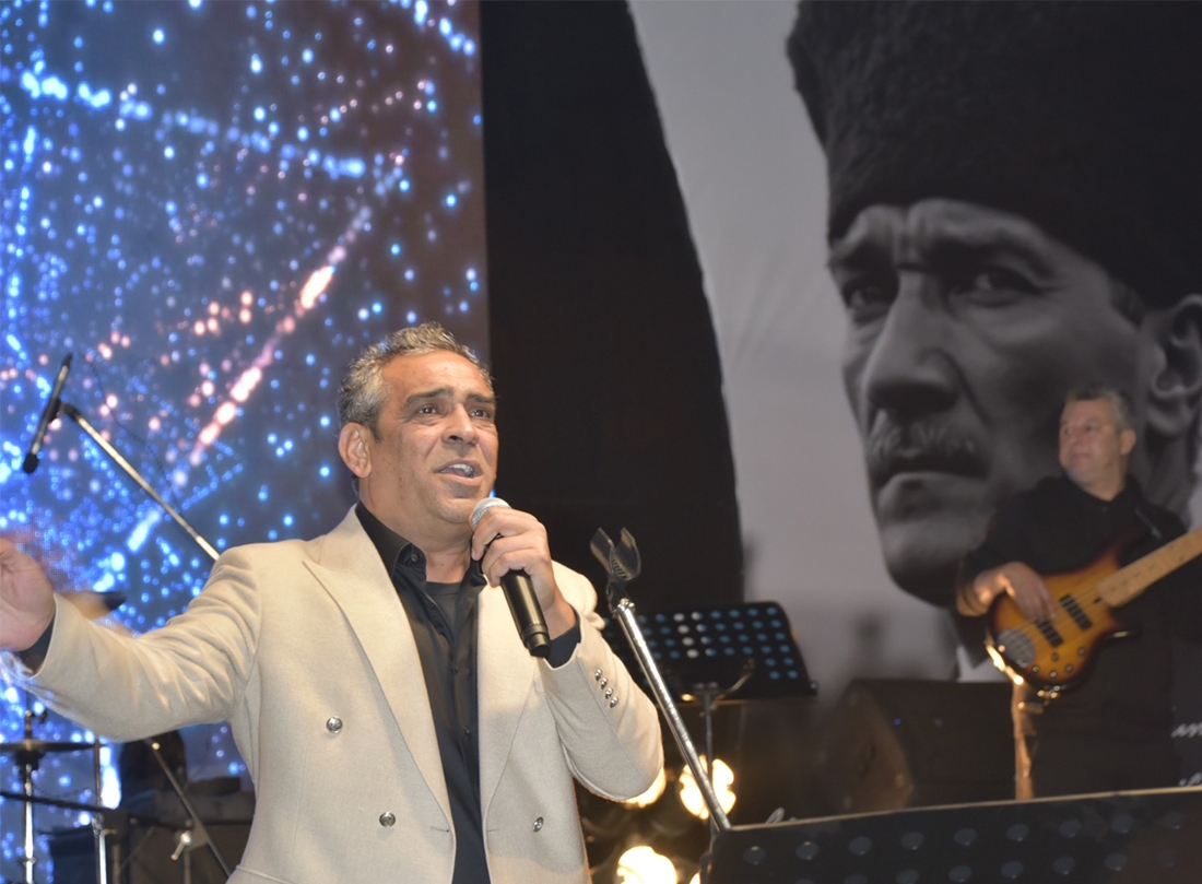 Kdz. Ereğli’de Cumhuriyet Coşkusu, Ege Konseriyle Final Yaptı