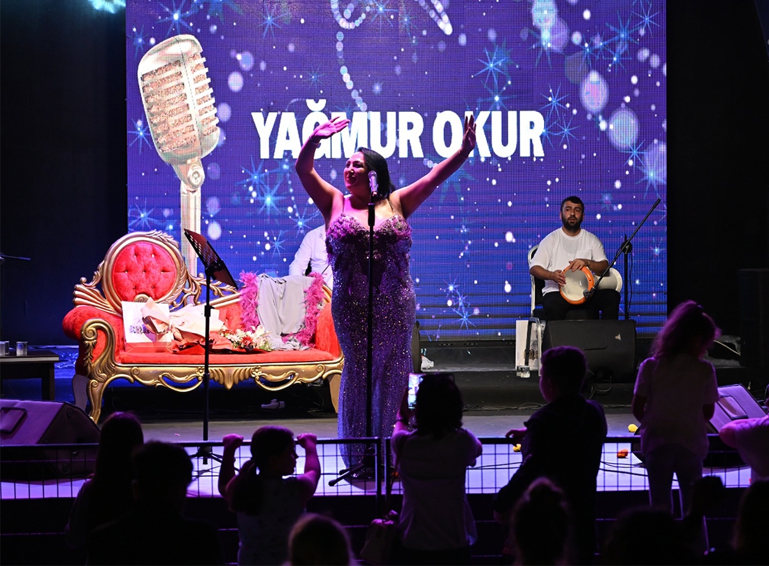Yazın Ritmi Sanatçı Yağmur Okur’la Kdz.Ereğli’de Yükseldi