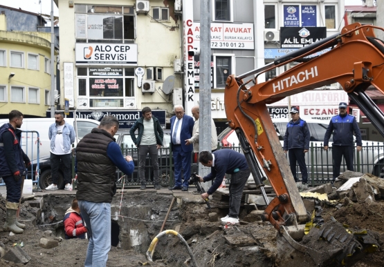Başkan Posbıyık, Un Pazarı Esnafını Ziyaret Etti