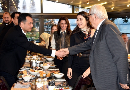 Chp, Ak Parti Ve İyi Parti Meclis Üyeleri Başkan Posbıyık’ın İftarında Buluştu