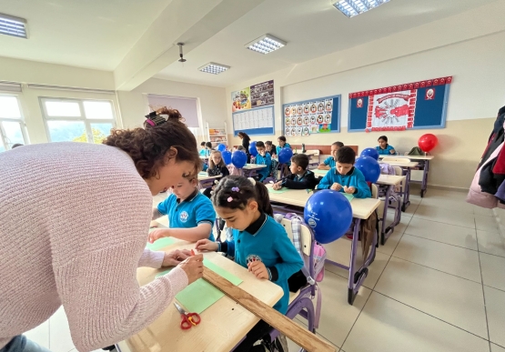 Kdz. Ereğli Belediyesi Oyuncak Müzesi İle İlçe Jandarma Komutanlığı’ndan Dünya Çocuk Hakları Günü’nde Anlamlı Buluşma