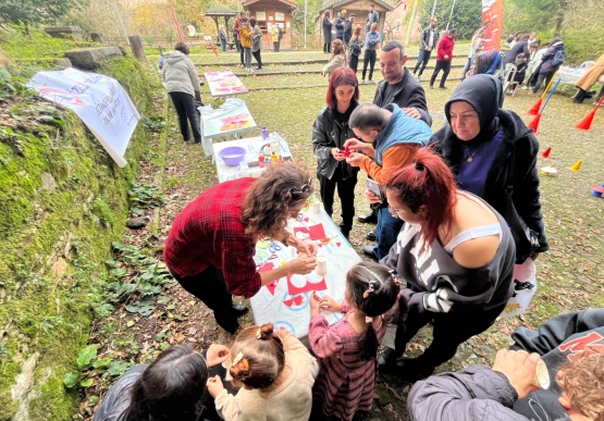 60 Özel Gereksinimli Çocuk Ve Bireyle Atölye Karnavalı Yapıldı