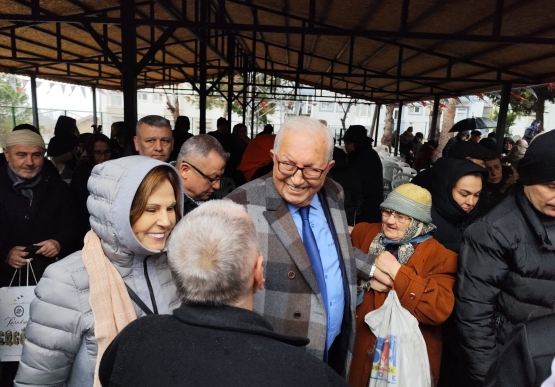 Kdz. Ereğli, Soğuk Ve Yağışlı Havaya Rağmen Şehir Mezarlığında Duada Buluştu