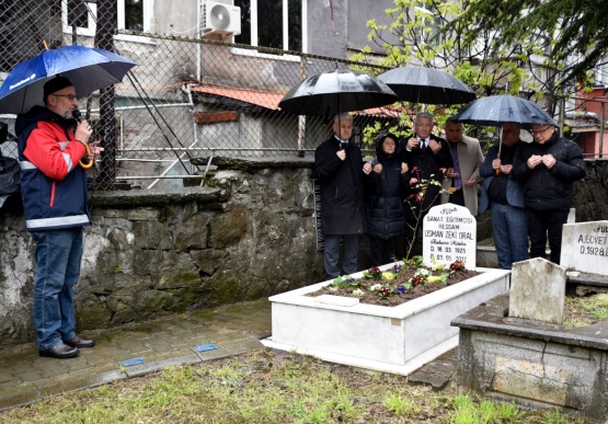 Osman Zeki Oral, Vefatının 14. Yılında Mezarı Başında Anıldı