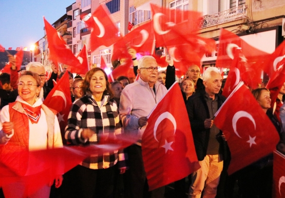 Cumhuriyetin Kalesi Kdz. Ereğli’de, On Binler Sokaktaydı