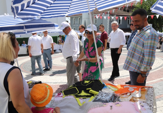 Tarihi Akkuyu Meydanı, Deniz Kızı Heykeli Ve El Ürünleri Pazarı Açıldı