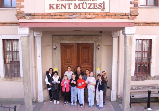 Kent Müzesi Taş Boyama Atölyesinde Renkli Anlar