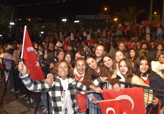 Kdz. Ereğli’de Cumhuriyet Coşkusu, Ege Konseriyle Final Yaptı