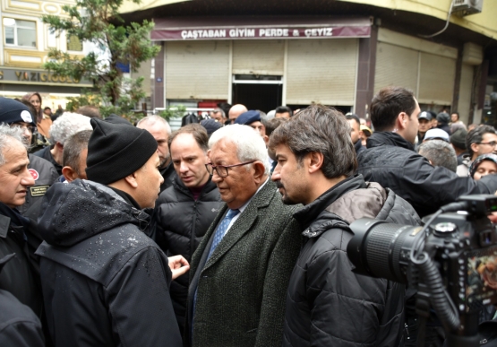 Başkan Posbıyık, Chp Heyetiyle Afetzede Esnafa Geçmiş Olsun Ziyaretinde Bulundu