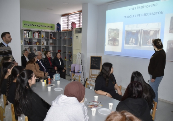 Oyuncak Müzesi’nde Driftwood Sanatı