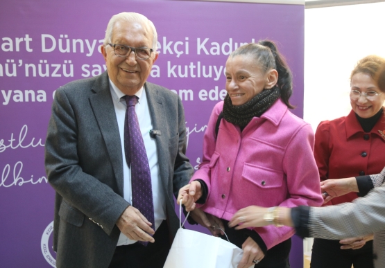 Başkan Posbıyık’tan Kadınlara 8 Mart Sürprizi