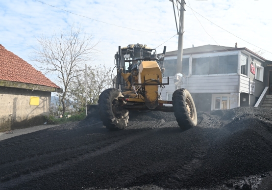 Asfalt Çalışmaları Doruk’ta Devam Ediyor