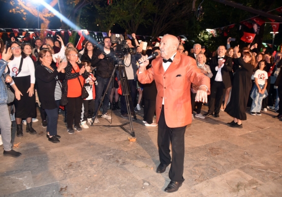 Cumhuriyet Balosu, Kdz. Ereğli’de Halkla Buluştu