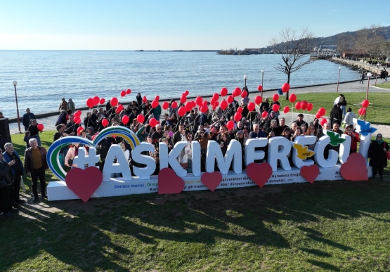 Kdz. Ereğli, Sevgiyi Paylaştı