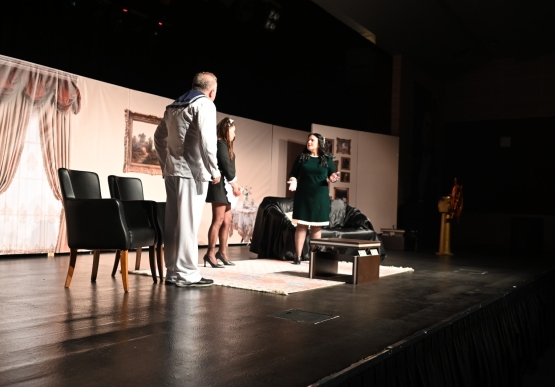 “Süt Kardeşler”  Alkış aldı...