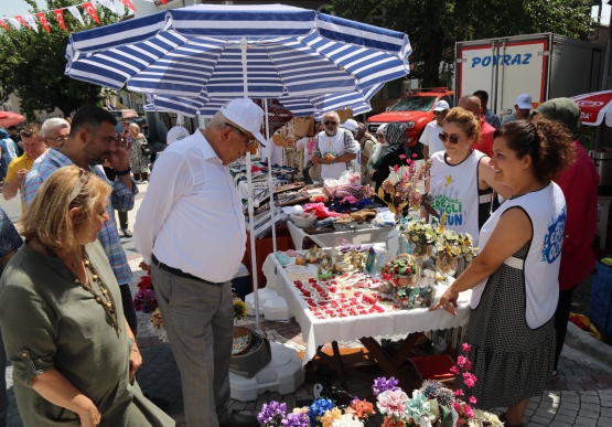 Tarihi Akkuyu Meydanı, Deniz Kızı Heykeli Ve El Ürünleri Pazarı Açıldı