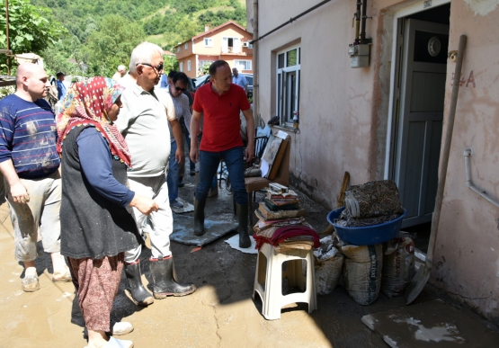 Başkan Halil Posbıyık, Sel Bölgesinde İncelemelerde Bulundu