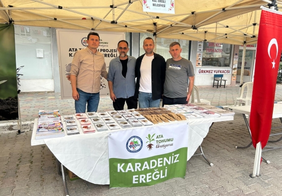 Kdz. Ereğli Belediyesi’nin Ata Tohumları İzmir’de Yoğun İlgi Gördü