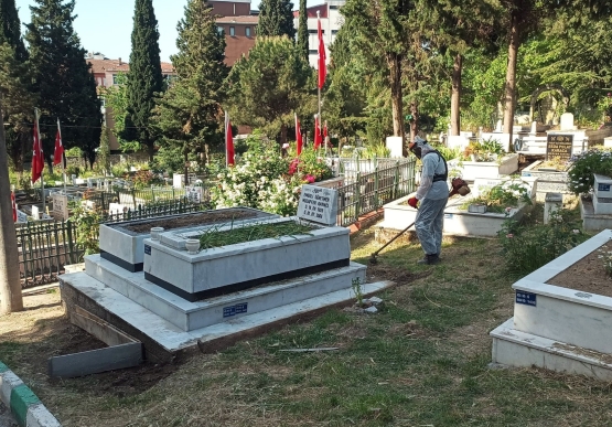 Kdz. Ereğli’de Mezarlıklar Bayrama Hazırlanıyor