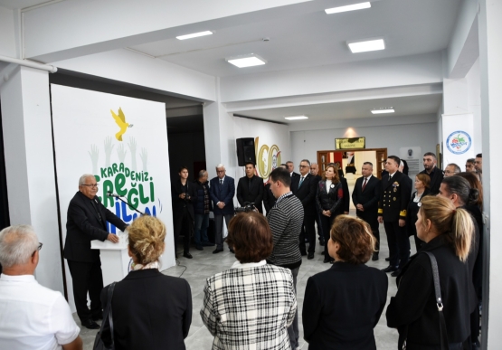 Akm’de Atatürk Konulu Resim Sergileri Açıldı