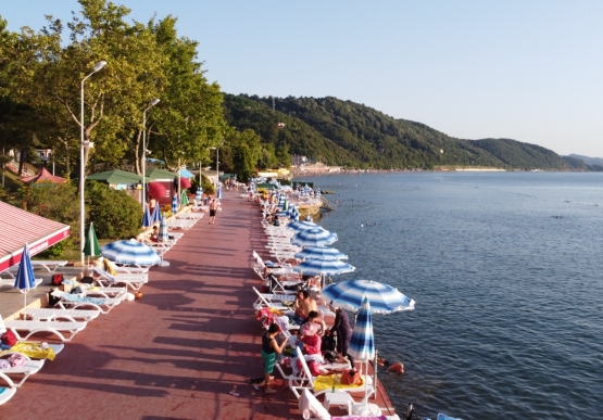 Belediye Sevgi Plajı Tamamen Ücretsizdir