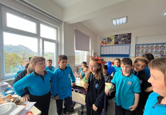 Kdz. Ereğli Belediyesi Oyuncak Müzesi İle İlçe Jandarma Komutanlığı’ndan Dünya Çocuk Hakları Günü’nde Anlamlı Buluşma