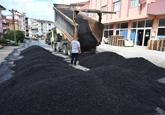 Kdz. Ereğli’de Asfalt Seferberliği Sürüyor