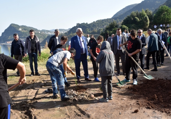 Kdz. Ereğli Belediyesi, Cumhuriyetin 100. Yılına Özel 100 Fidan Dikti