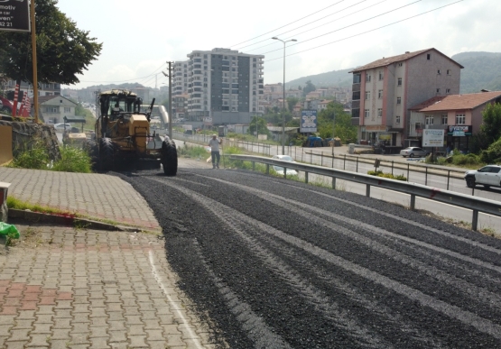 200 Milyon Liralık Asfalt Yatırımı Kepez Bölgesi'nde Devam Ediyor