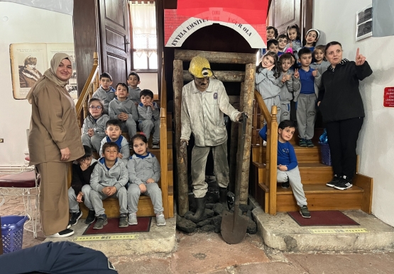 Çocuklar, Belediye Müzelerinde Eğlendi