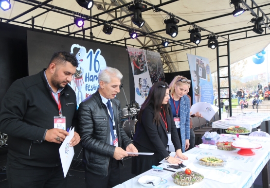 Kdz. Ereğli 16. Hamsi Festivali’nde Sürpriz Tatlar!