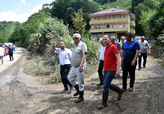 Başkan Halil Posbıyık, Sel Bölgesinde İncelemelerde Bulundu