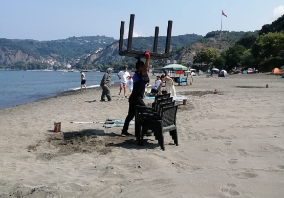 Merve Altı Plajı’nda Çadır Ve Baraka İşgalleri Kaldırıldı