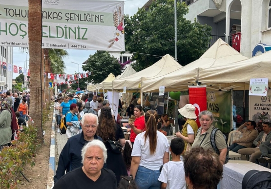 Kdz. Ereğli Belediyesi’nin Ata Tohumları İzmir’de Yoğun İlgi Gördü