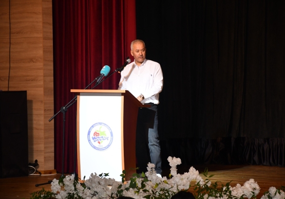 Sevgi Barış Dostluk Kreşi Miniklerinden Yıl Sonu Gösterisi