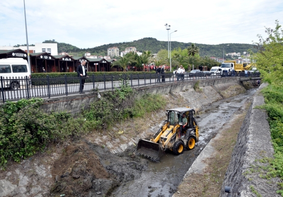 Kdz. Ereğli’de Dere Yatakları Temizleniyor