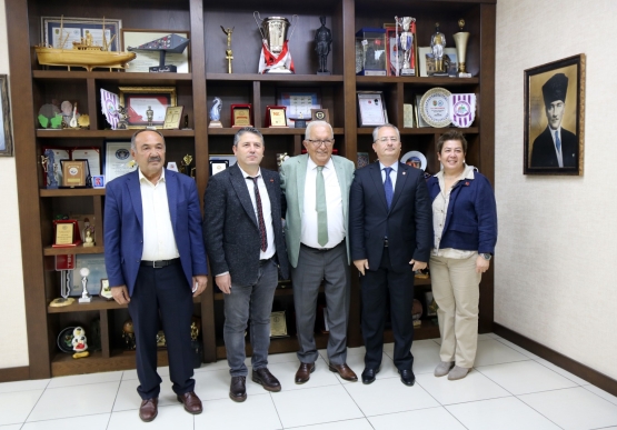 Chp Yönetimi, Başkan Posbıyık’ı Ziyaret Etti