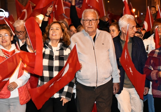 Cumhuriyetin Kalesi Kdz. Ereğli’de, On Binler Sokaktaydı