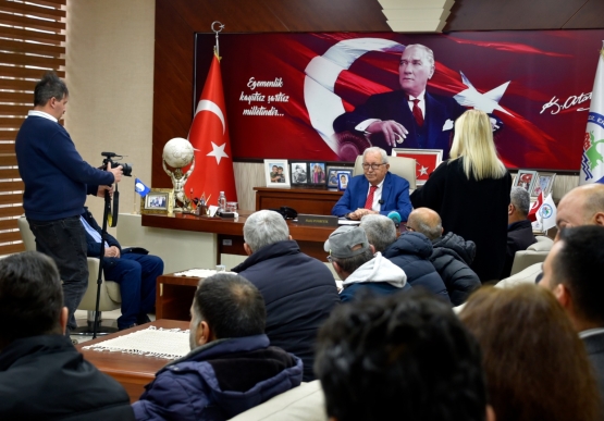 Başkan Posbıyık, Tüm Sıkıntılara Rağmen Emekli İşçilerin Yüzünü Güldürdü