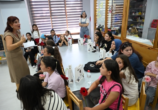 Kız Çocukları İlham Veren Kadınlarla Buluştu