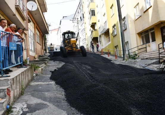 Kdz. Ereğli’ Nin Farklı Bölgelerinde Asfalt Çalışmaları Devam Ediyor