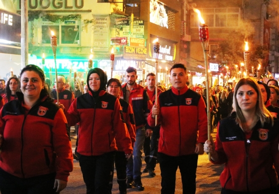 Cumhuriyetin Kalesi Kdz. Ereğli’de, On Binler Sokaktaydı