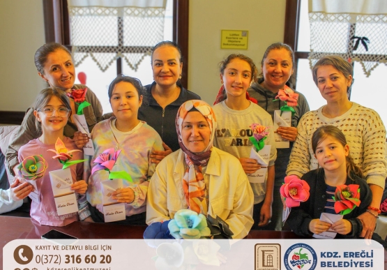 Anneler Günü Kent Müzesi’nde “Birlikte Çiçek Açalım” Atölyesi ile Kutlandı