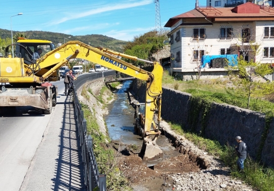 Kdz. Ereğli’de Dere Yatakları Temizleniyor